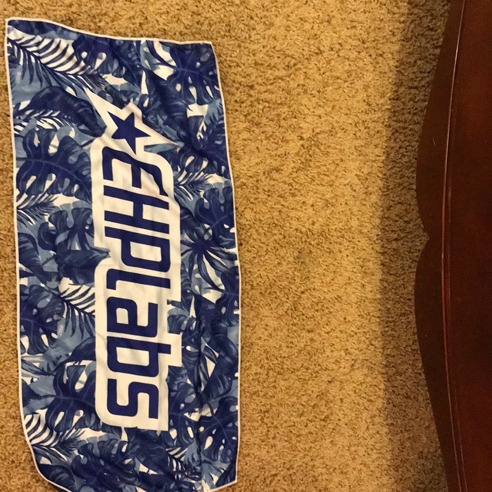 EHPLabs towel
